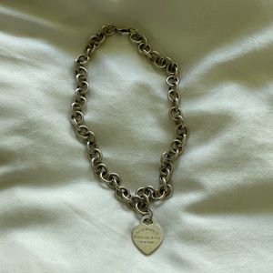 Tiffany & Co. Return to Tiffany Necklace